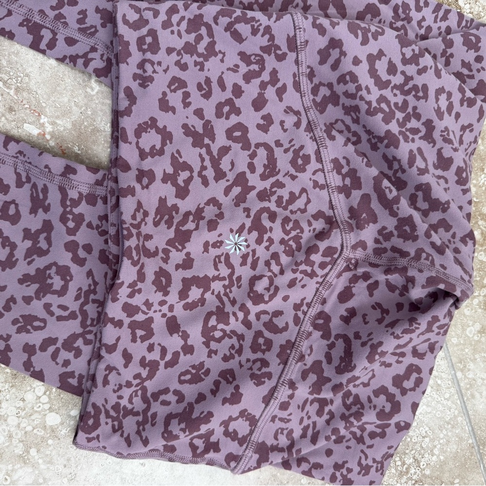 Mauve Leopard Print Athleta Leggings